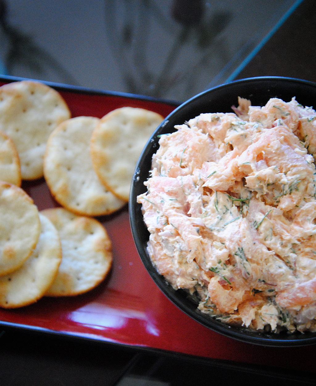 Smoked Salmon spread paired with Pinot Noir Rose' Wine and pita rounds