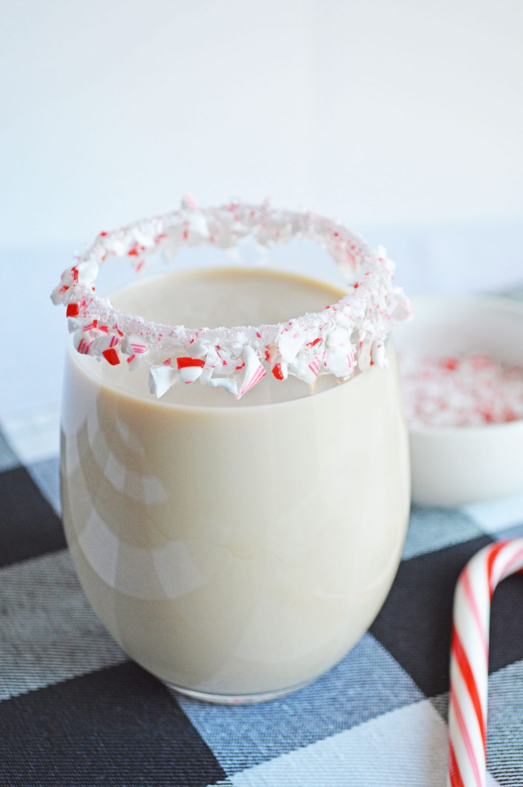 peppermint white russian drink on black and white buffalo check tablecloth